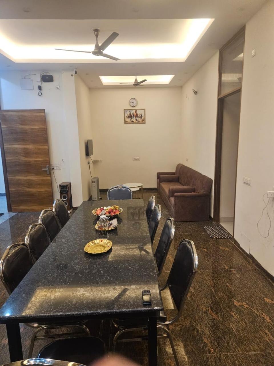 Ashirwaad 249 Bed & Breakfast Greater Noida Exterior photo